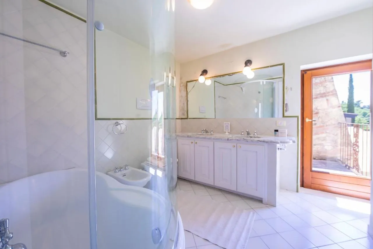 Villa Faccioli Magnolia And Oleandro With Shared Pool - Happy Rentals Colognola ai Colli Italy